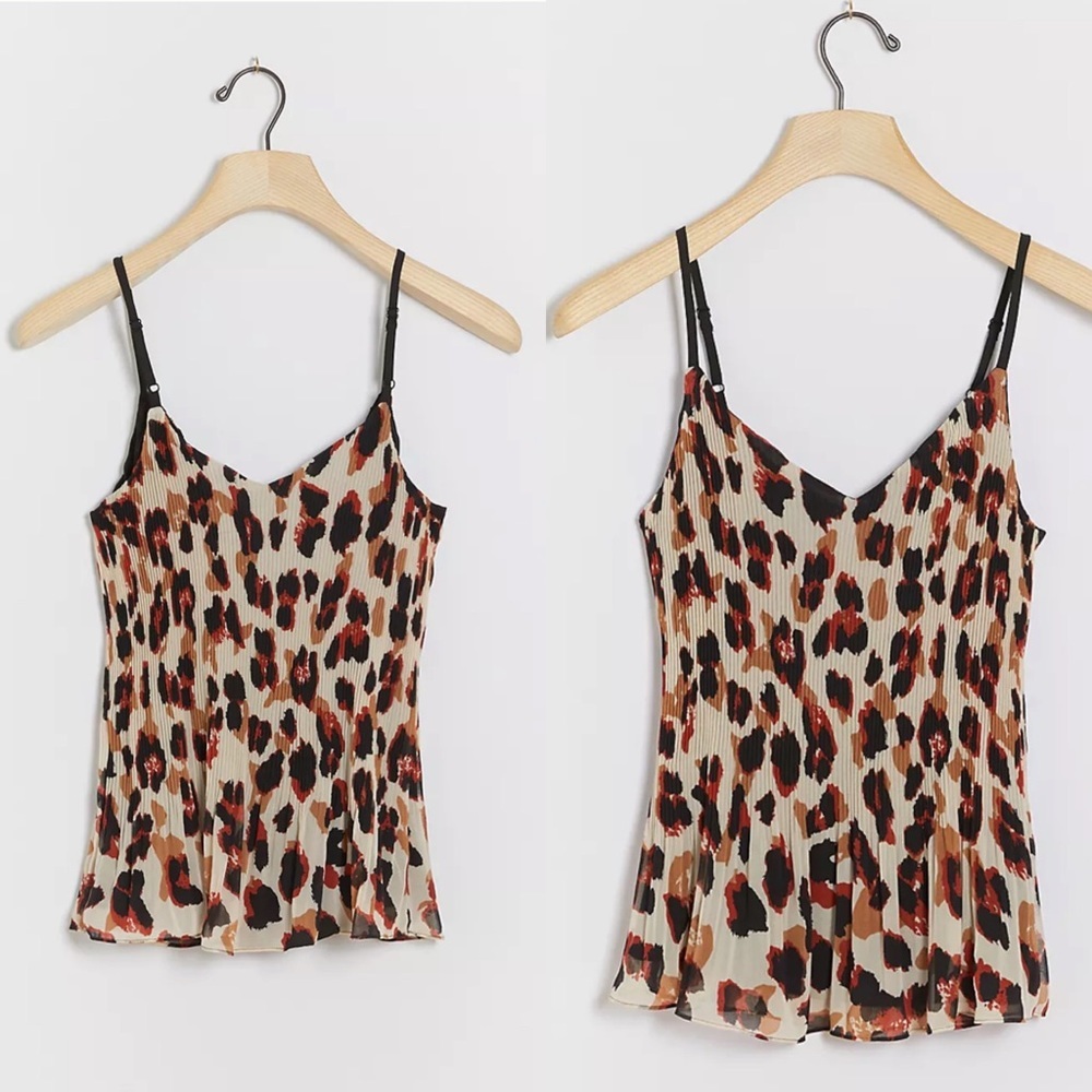 Nwot Daniel Rainn Lisi Pleated Cami